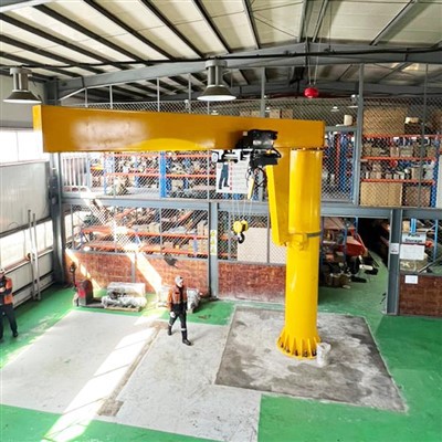 Vapaasti seisova puominosturi